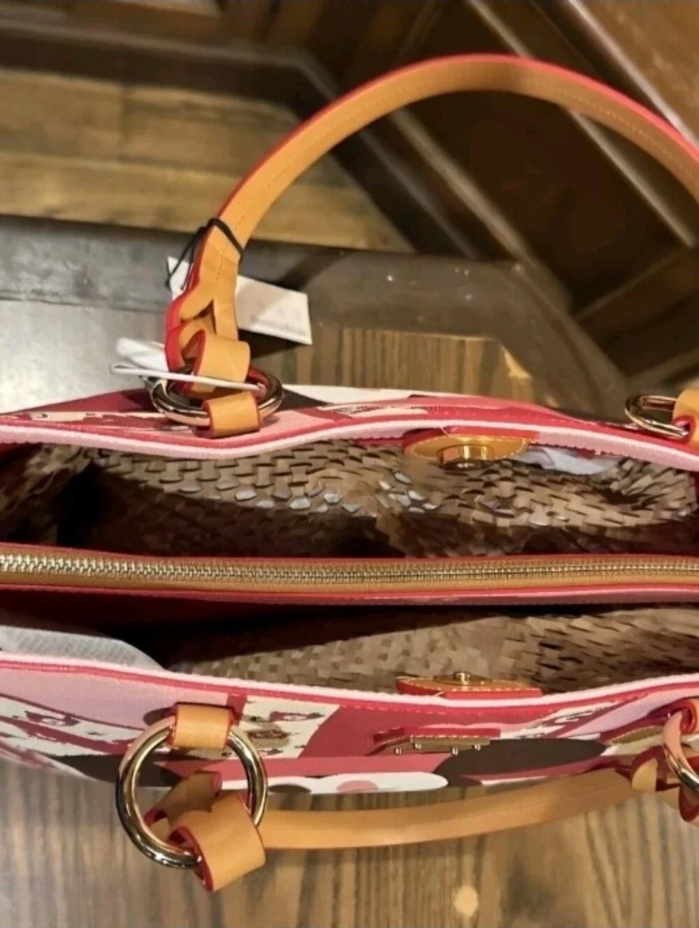 Disney Parks UK  Tote Dooney and Bourke Limited Edition